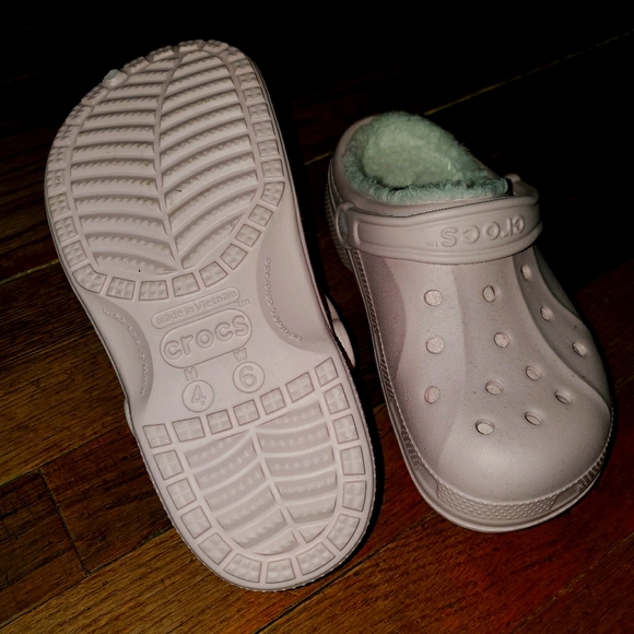 Crocs - Picture 2 of 4